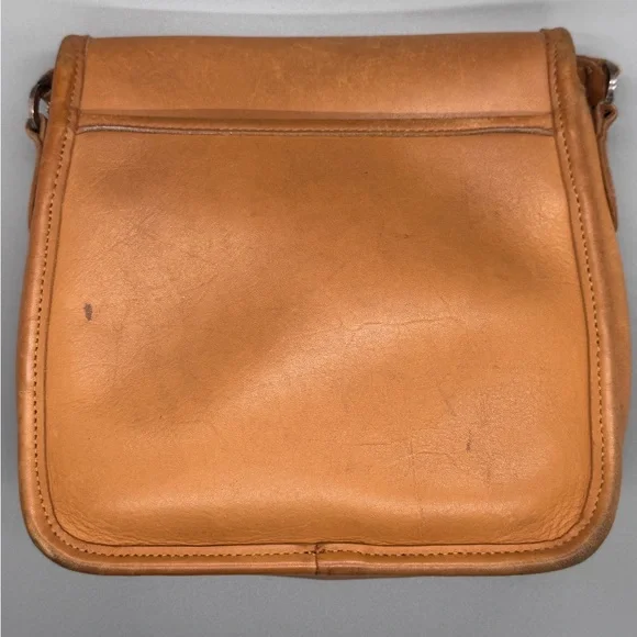Coach Tan Leather Women's Bag - Picture 3 of 8